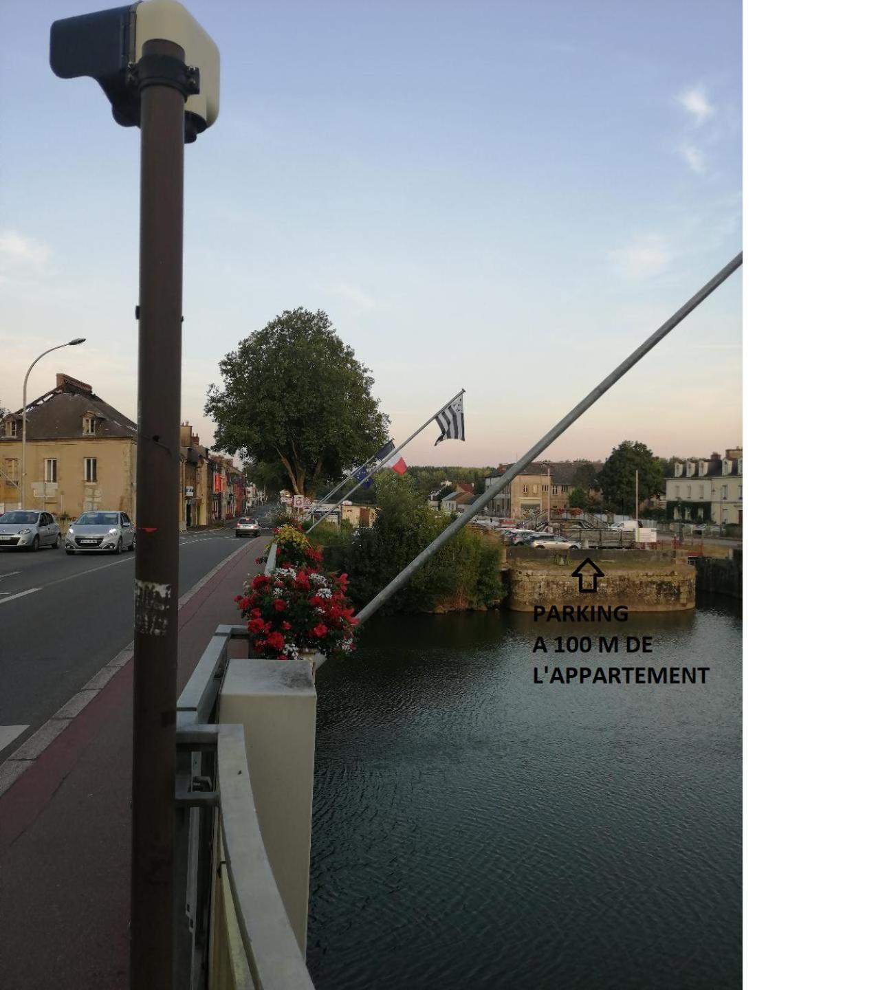 Spacieux T3 Lumineux Dans Quartier Historique Avec Wifi Redon Bagian luar foto